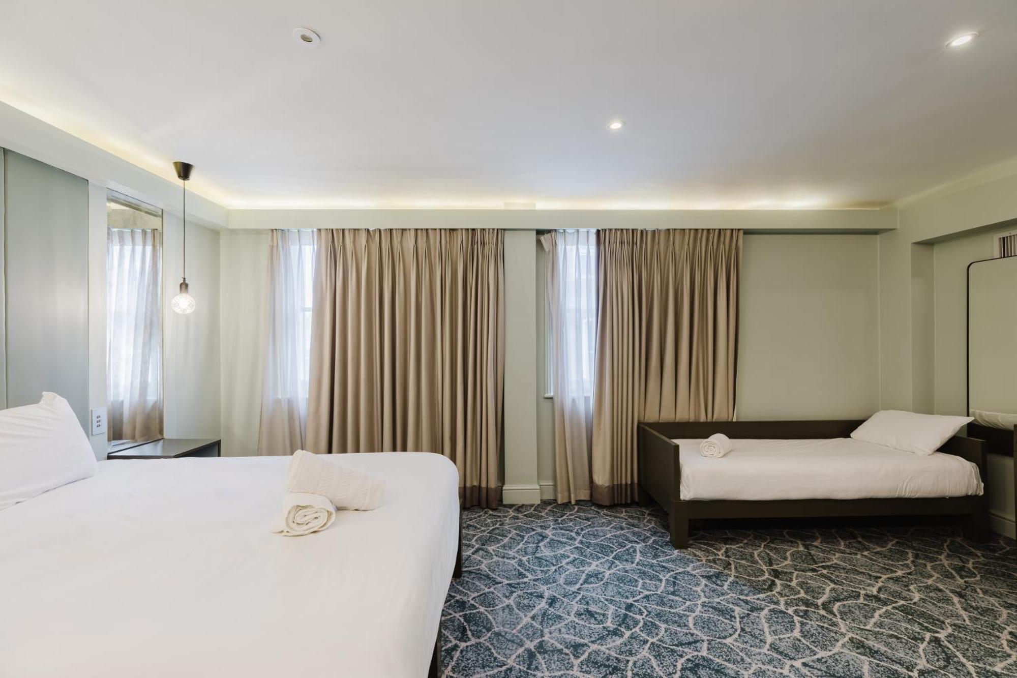 Superior Triple Room